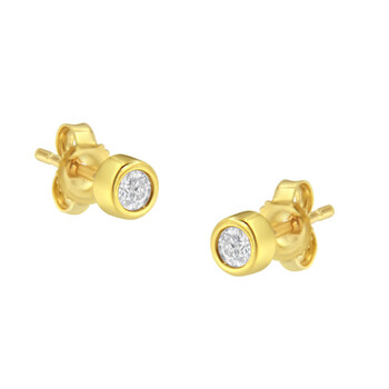 Haus Of Brilliance 10K Yellow Gold 1/6Ct. Tdw Diamond Bezel Stud Earrings (H-I,Si2-I1) 2 Bông tai Haus Of Brilliance 10K Yellow Gold 1/6Ct. Tdw Diamond Bezel Stud Earrings (H-I